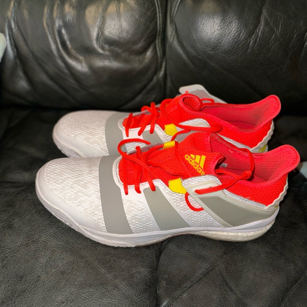 Adidas Sneakers with Modern Athletic Design